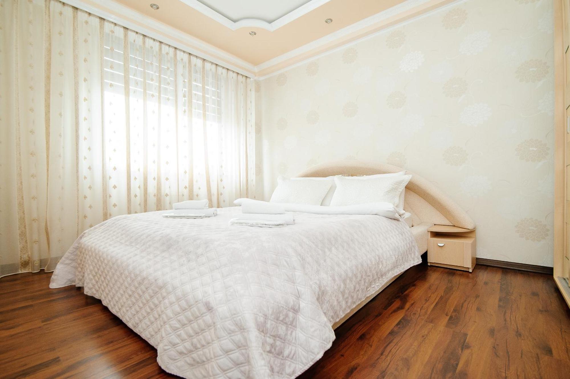 Era Rent Apartments キシナウ エクステリア 写真